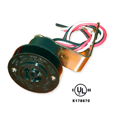PH-102 Photo Control